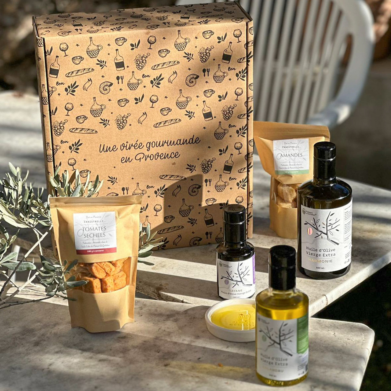 Coffret virée gourmande - Huile d'olive, canistrelli, coupelle céramique
