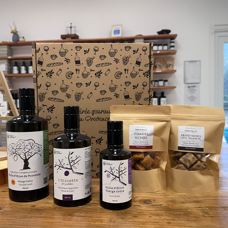 coffret-viree-gourmande3 Coffret gourmand avec 3 huiles d'olive et 2 sachets de canistrelli